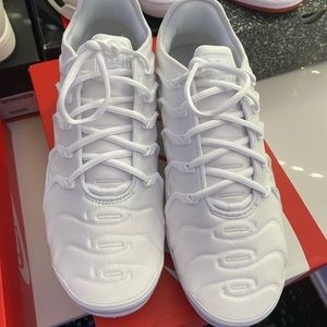Air vapormax plus